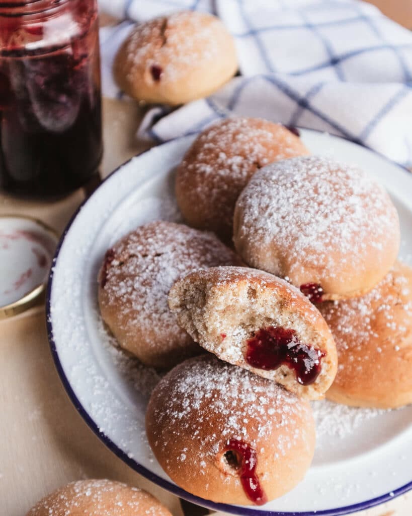 Fluffige Krapfen ganz ohne Frittieren